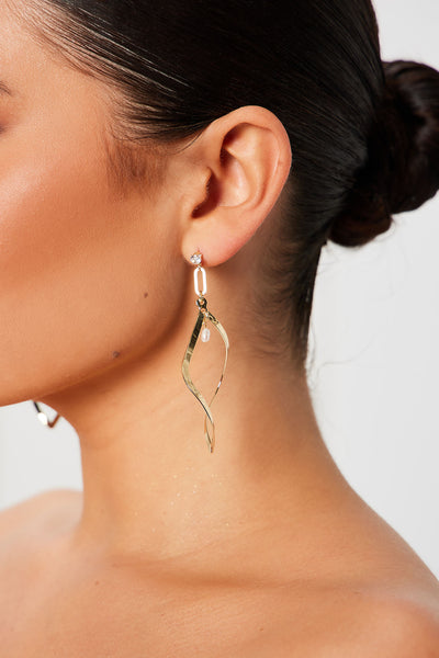 Wonderlust Outing Earrings - Gold