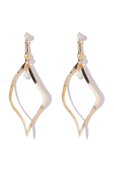 Wonderlust Outing Earrings - Gold