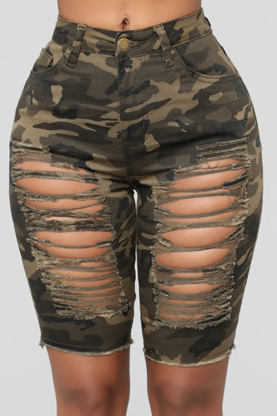 Wave Crasher Bermuda Shorts - Camo