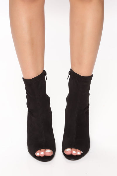 Step Into The Light Booties - Black