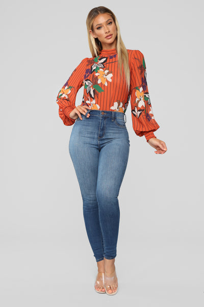 Kathleen Floral Top - Rust