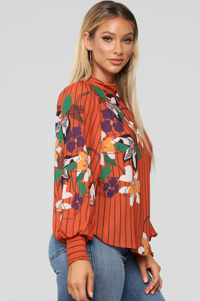 Kathleen Floral Top - Rust