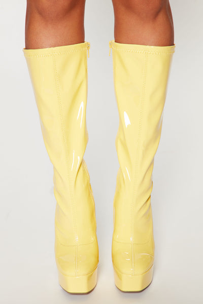 Standing Out Knee High Boots - Yellow