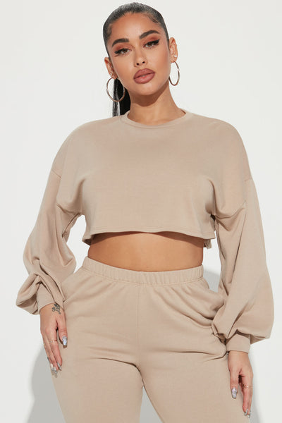 Like A Champ Pullover Sweatshirt - Mocha