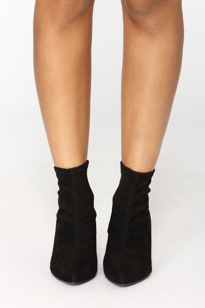 Walk It Out Bootie - Black