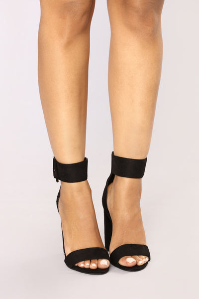 Wide Awake Heels - Black